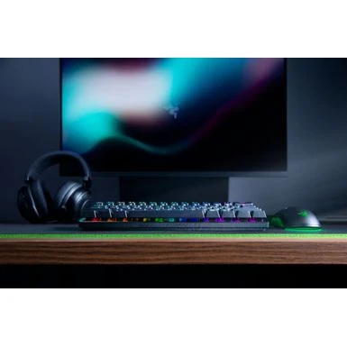 Razer - Huntsman Mini 60% Wired Optical Clicky Switch Gaming Keyboard With Chroma RGB Backlighting - Black - Image 3