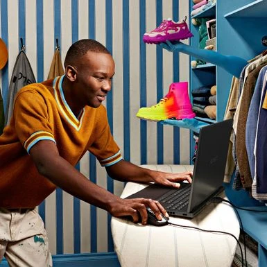 HP OMEN - 16.1" 144Hz Full HD Gaming Laptop - Intel Core I5 - 16GB Memory - NVIDIA GeForce RTX 4050 - 512GB SSD - Shadow Black - Image 4