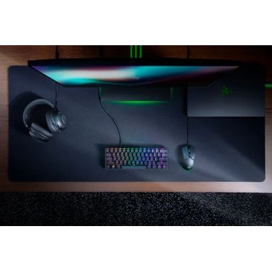 Razer - Huntsman Mini 60% Wired Optical Clicky Switch Gaming Keyboard With Chroma RGB Backlighting - Black - Image 4