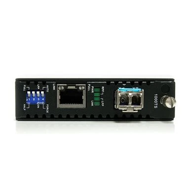 StarTech 1000 Mbps Gigabit Multi Mode LC Fiber Media Converter, 550m Maximum Transfer Distance - Image 3